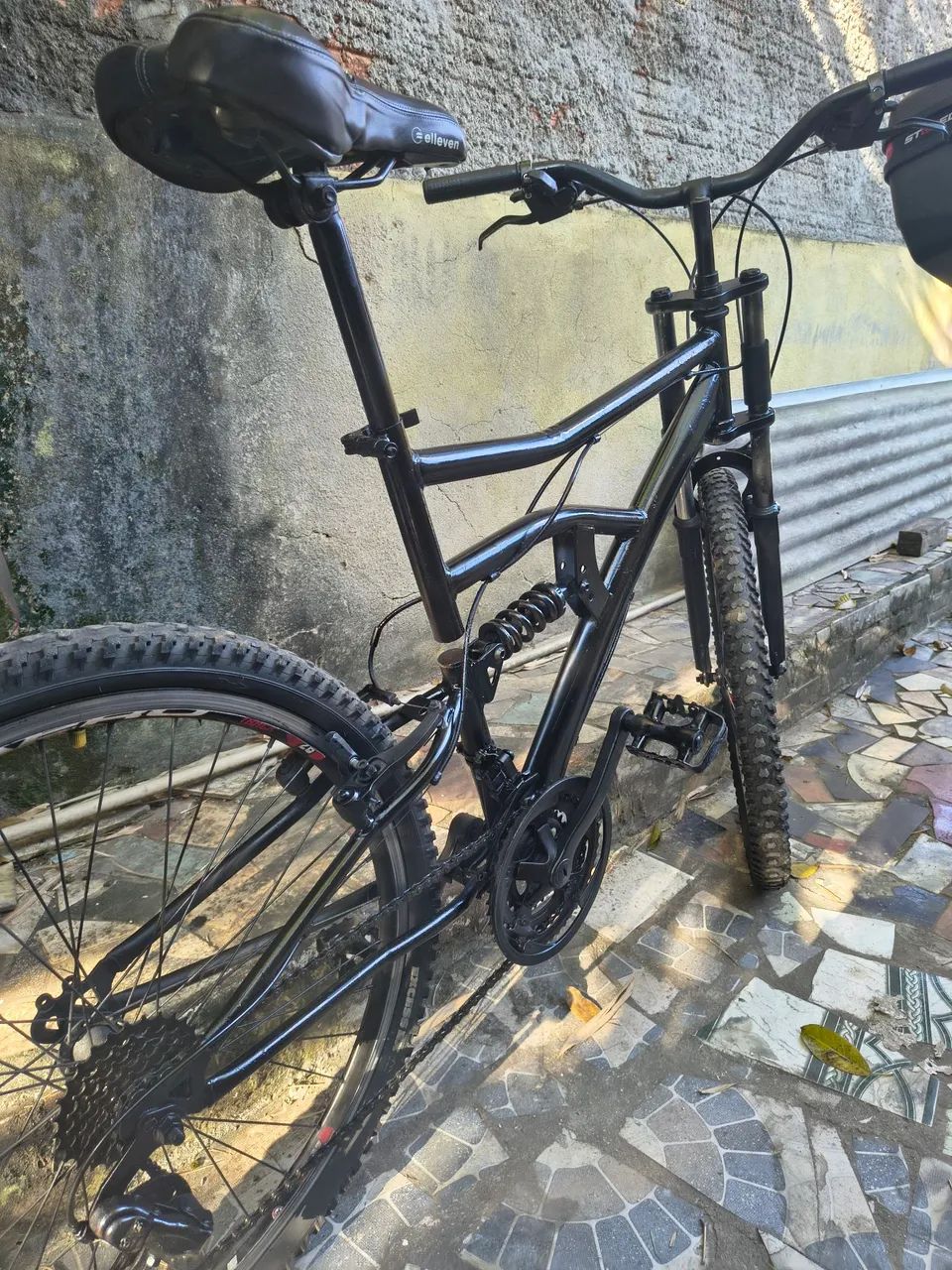 Bicicleta Aro 26 Com 21 Marchas - Foto 2