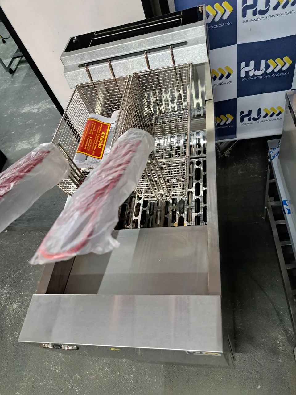Ac fritadeira a gás Skymsen alta produção  - Foto 2