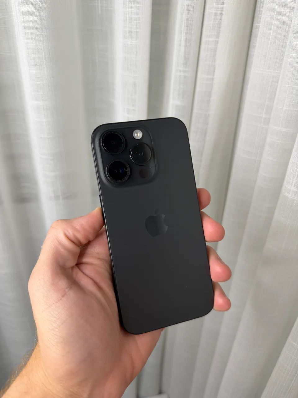 iPhone 15 pro 128GB Preto - Seminovo