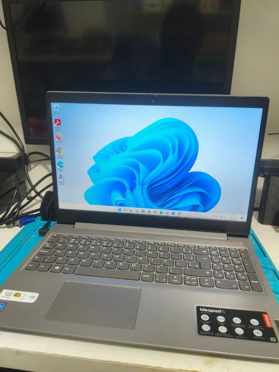 Notebook Lenovo (Semi-Novo) - Foto 3