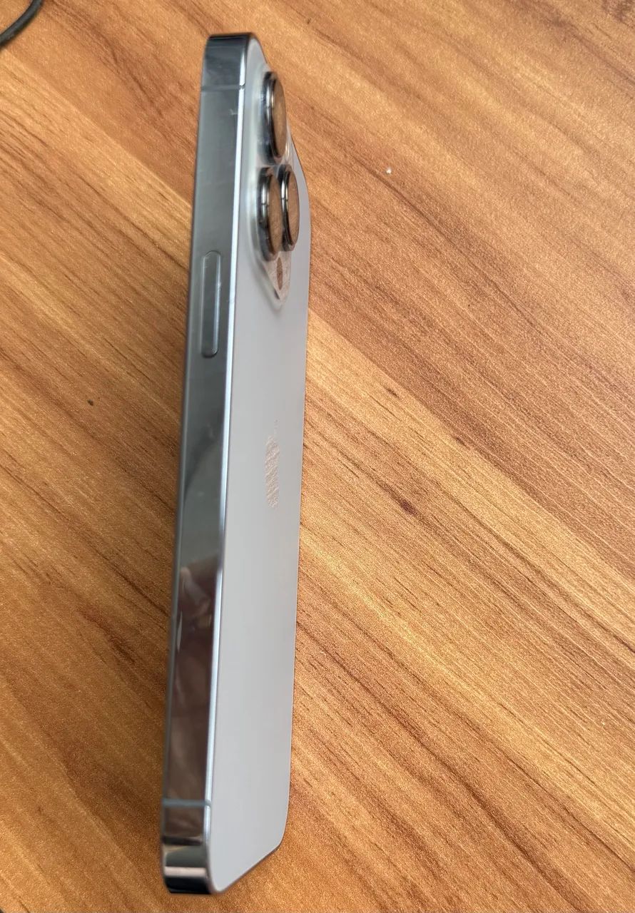 iPhone 13 Pro - 512 GB - Azul Sierra iPhone 13 Pro 512 GB, na cor