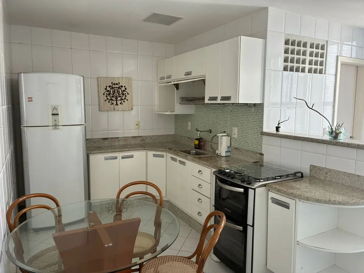 Apto de 3 quartos transformado em 2  quartos com closet - Foto 2