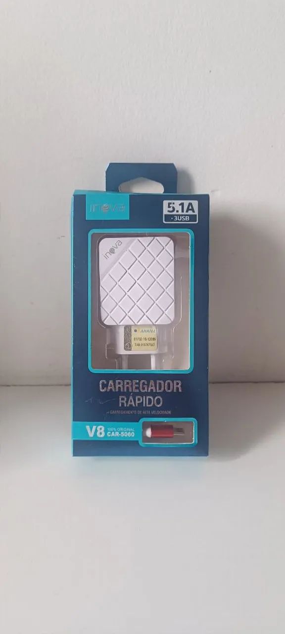 Carregador rápido V8 corrente de saída de 5.1A com 3 USB 