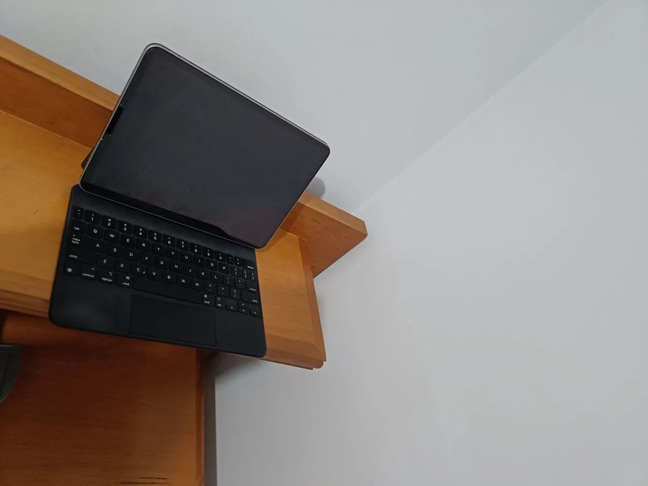 iPad Pro 11' 127GB + Teclado Magic Keyboard  - Foto 3