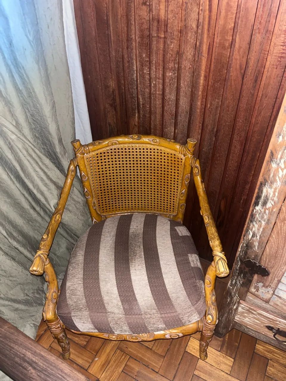 Poltronas italianas e mesa de centro - Foto 4