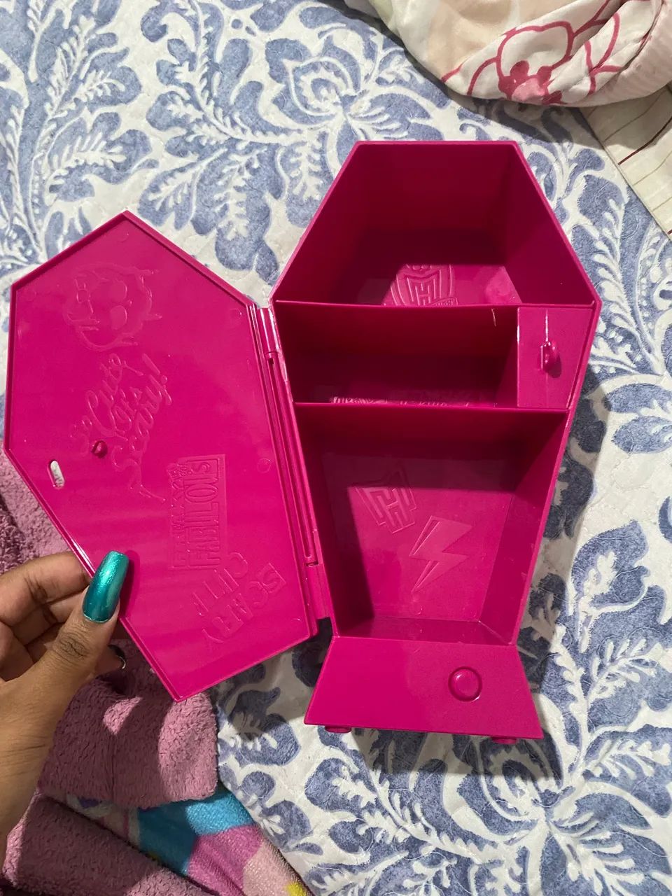 Monster high draculaura Porta treco com música funcionando  - Foto 2