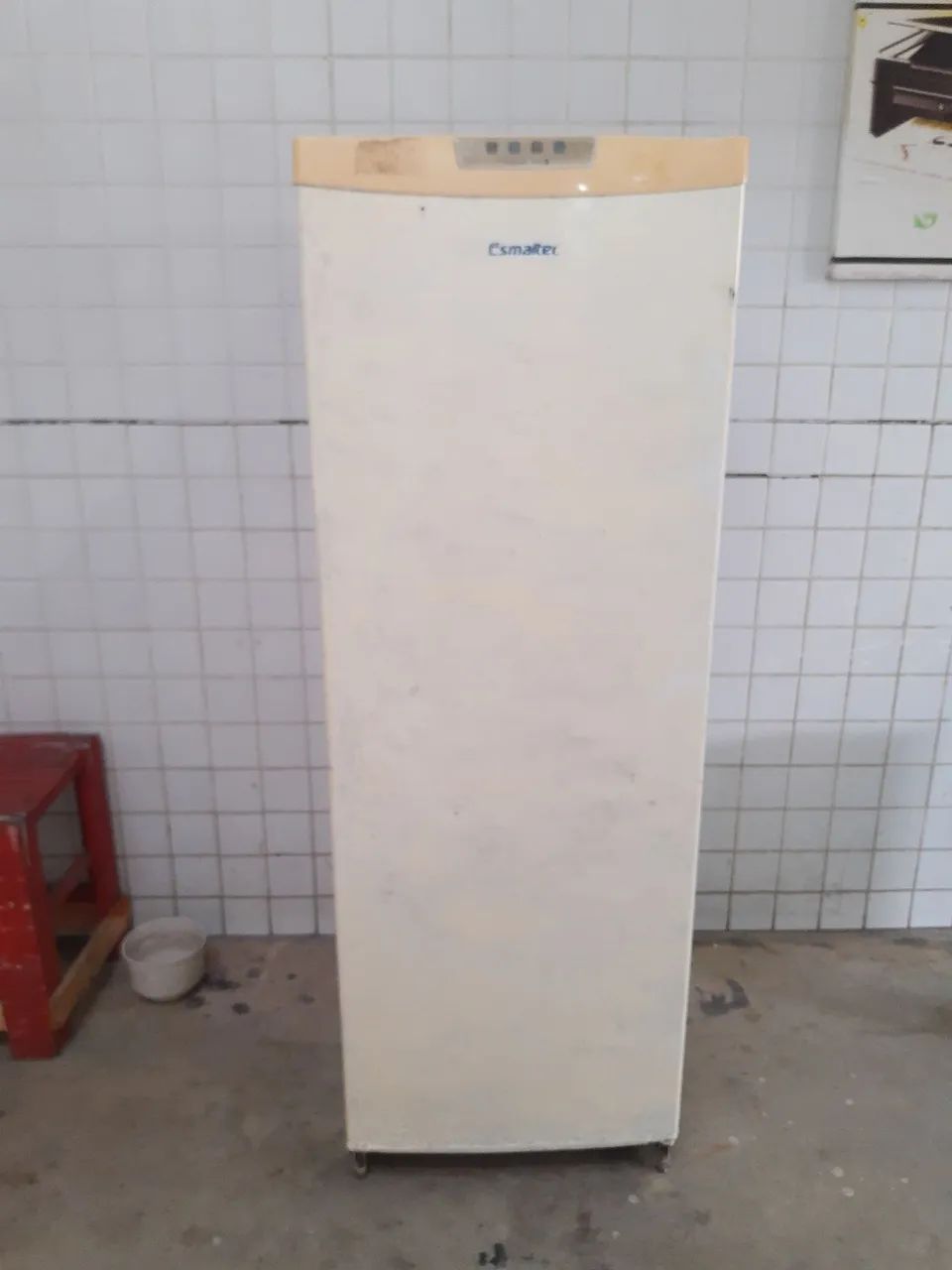 GELADEIRA ESMALTEC 