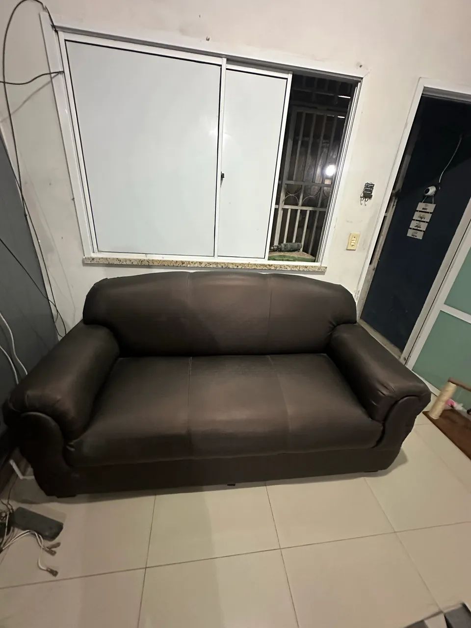 Sofá 3 lugares 