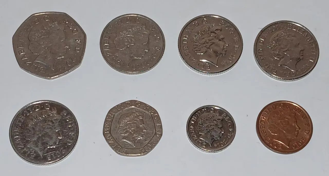 Lote com 8 moedas do Reino Unido - Foto 4