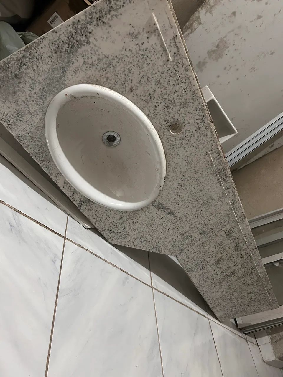 Pia na pedra 