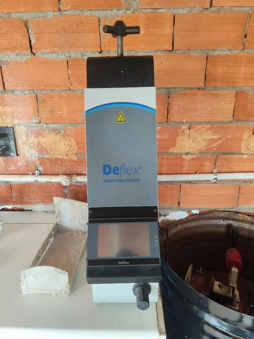 Injetora deflex