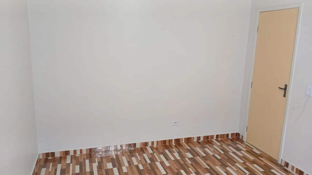 Aluga-se casa sítio cercado 