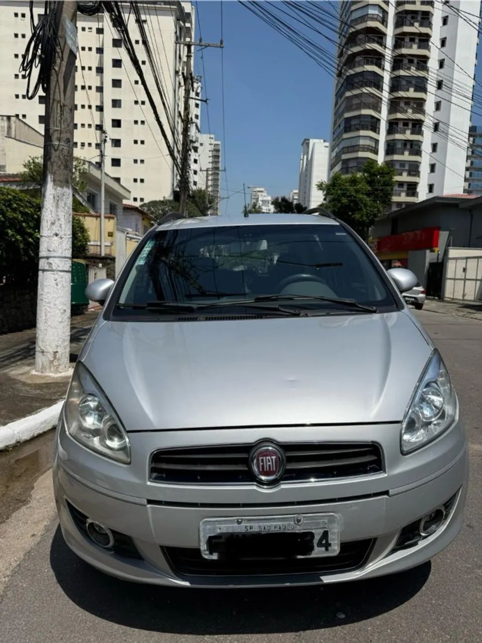 Fiat Idea Attractive 1.4 Fire Flex 8V 5P 2013 - Foto 3