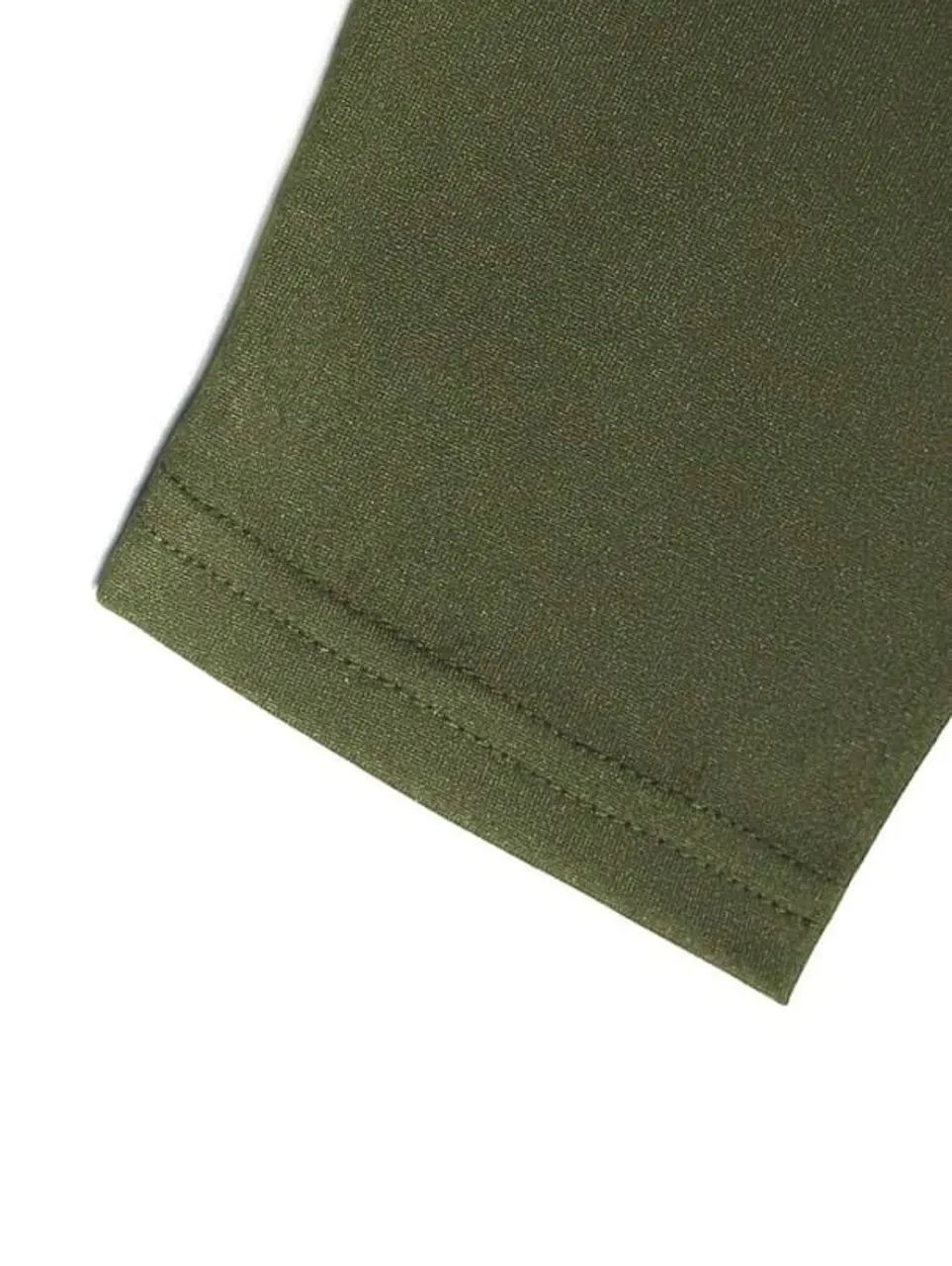 Camiseta Verde Militar Sólida Manfinity - Foto 4