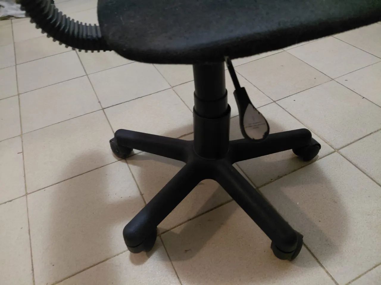 Cadeira de Escritório  - Foto 2