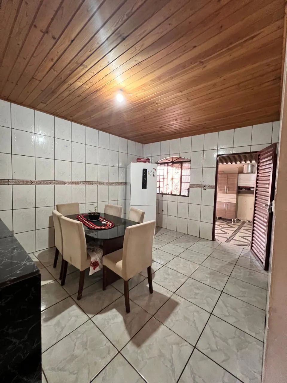 EXCELENTE OPORTUNIDADE NO BAIRRO JACY - CASA TÉRREA AMPLA E COMPLETA - Foto 3