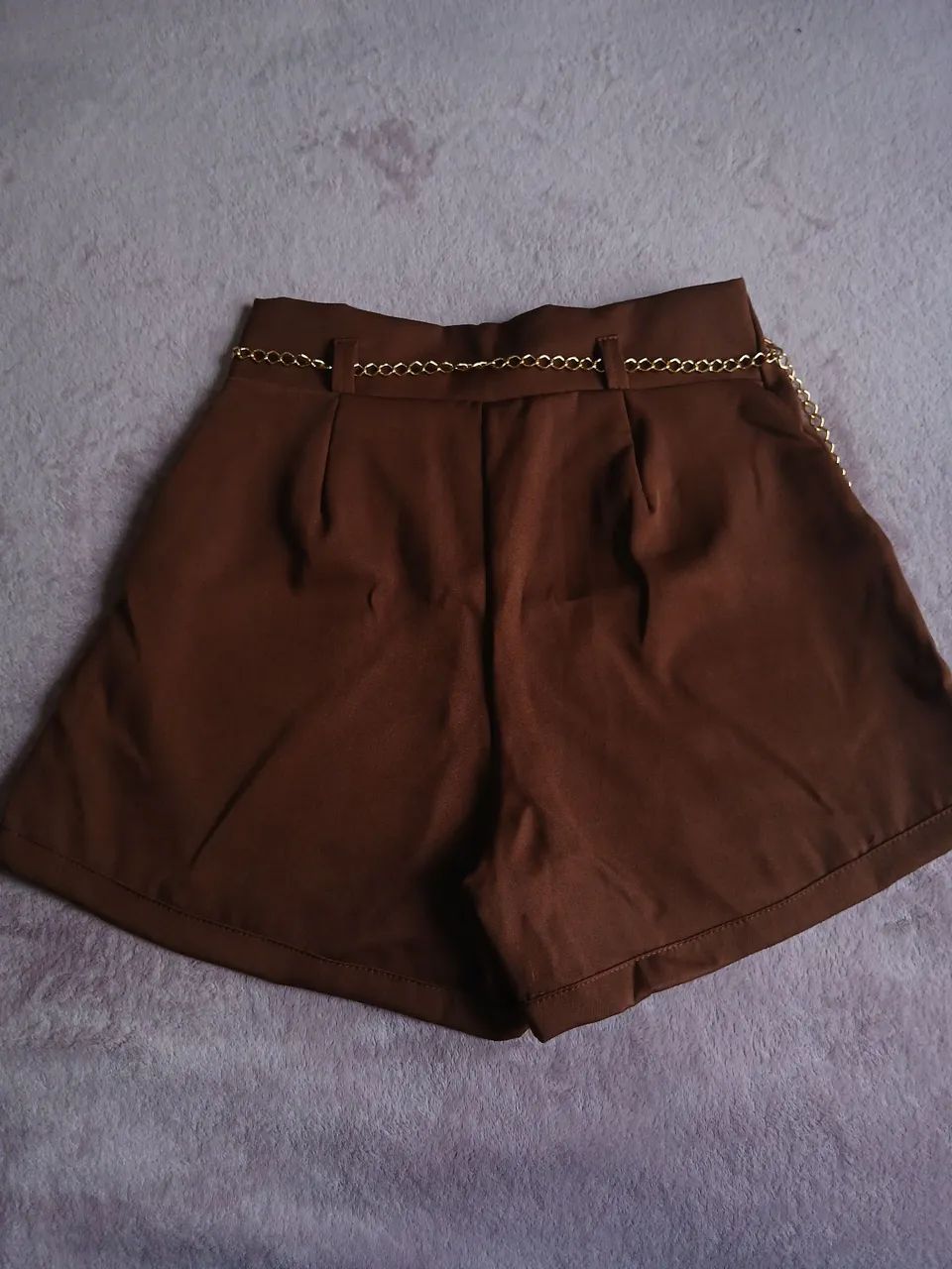 Short alfaiataria marrom c/cinto - Foto 3