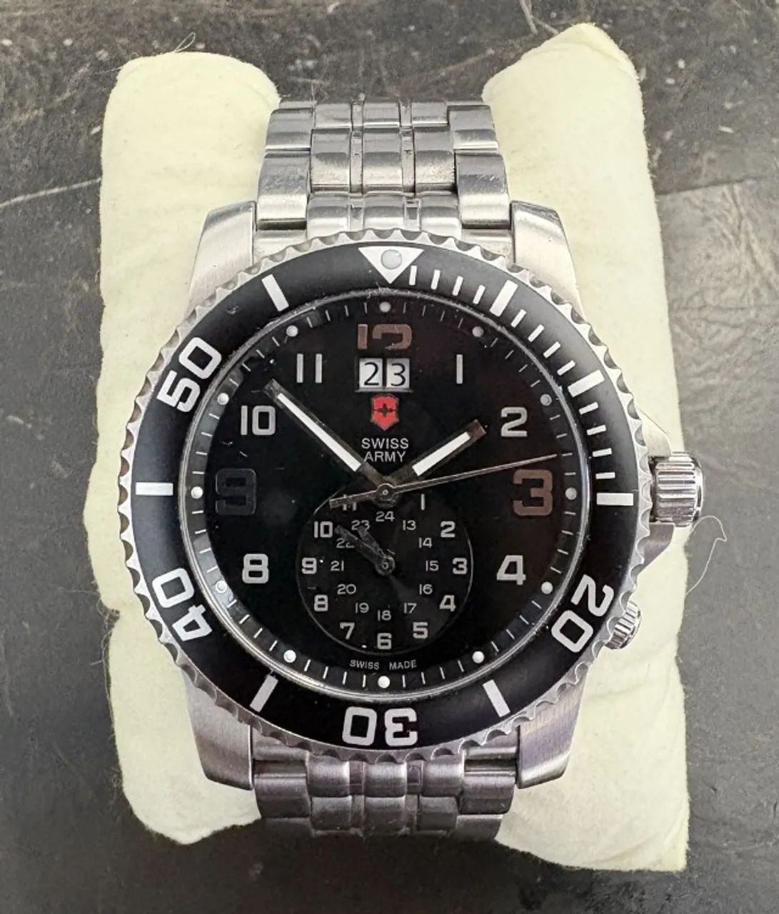Relogio Victorinox Maverick II Dual GMT (ref 24116)