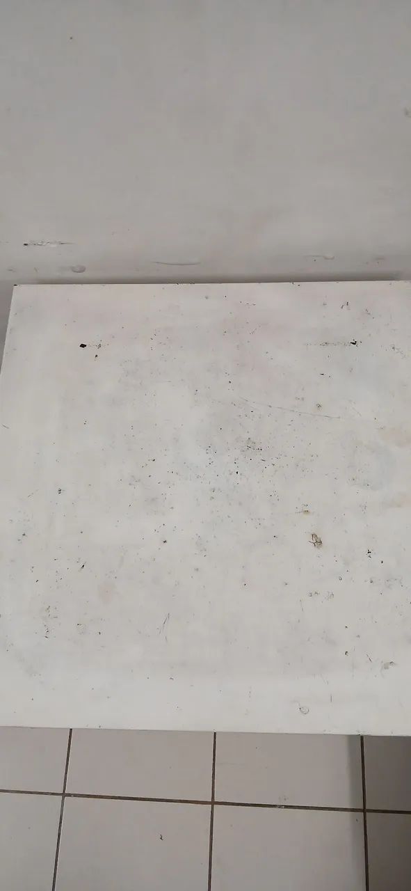 Mesa de metal - Foto 2