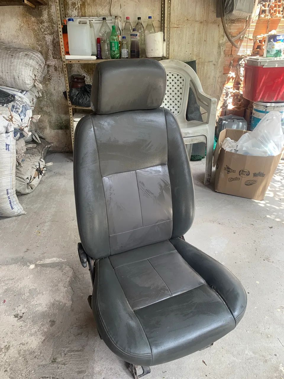 BANCO PARA CAMINHÃO  - Foto 2