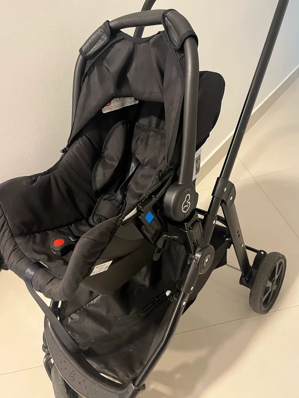 Carrinho de Bebê + Bebê Conforto + Base Galzerano - Foto 5