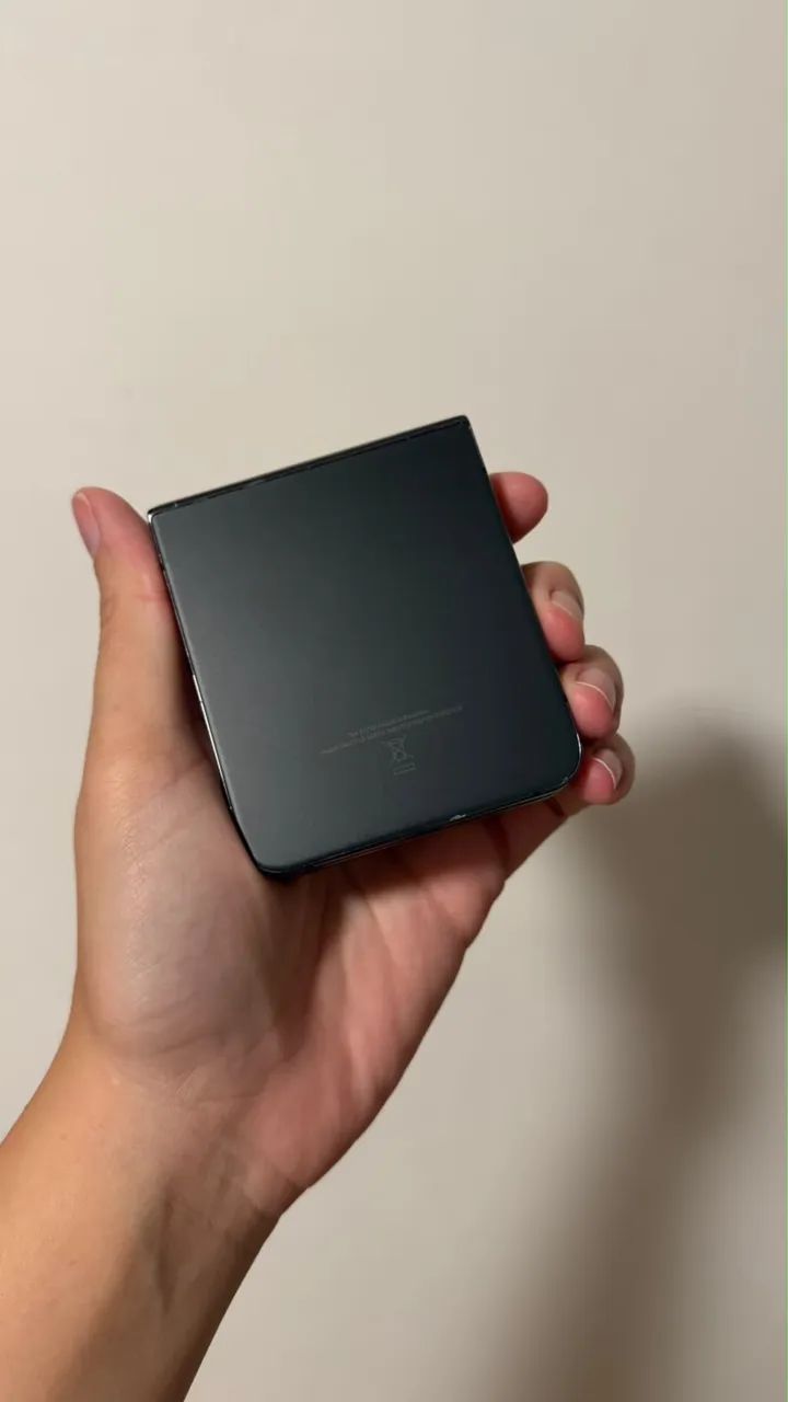 Samsung Z Flip 4  - Foto 4