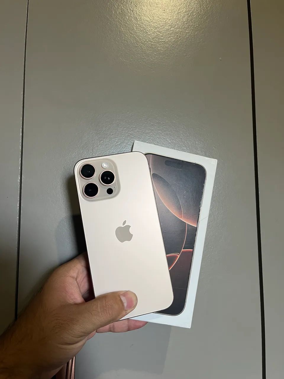 iPhone 16 pro Max 