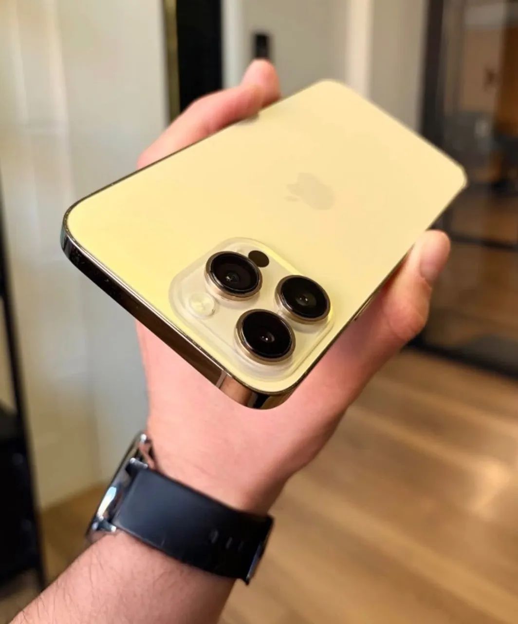 iPhone 14 Pro Max gold perfeito - Celulares e Smartphones
