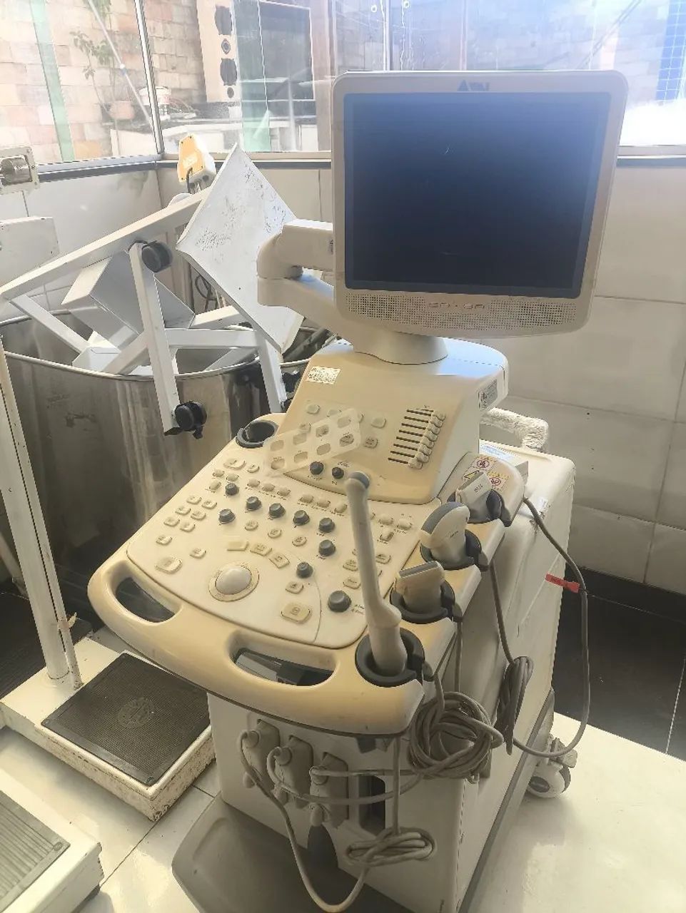 Lote equipamentos hospitalares e consultório 
