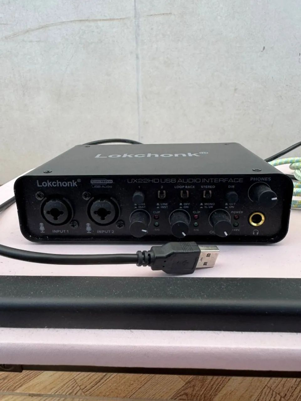 Interface de Áudio Lokchonk UX22HD Usada - Foto 2