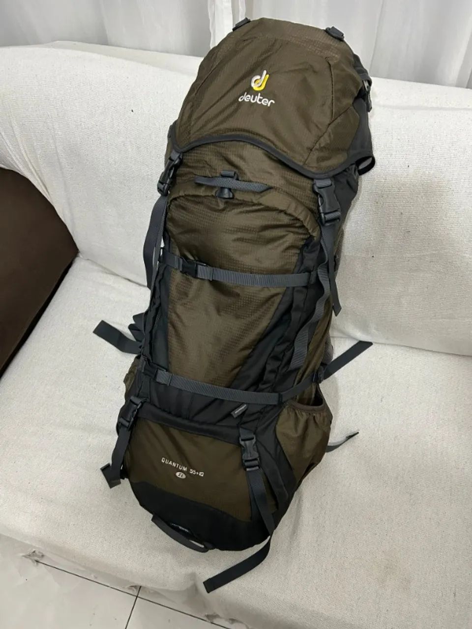 Mochila Deuter Quantum 55+10 SL - Foto 2