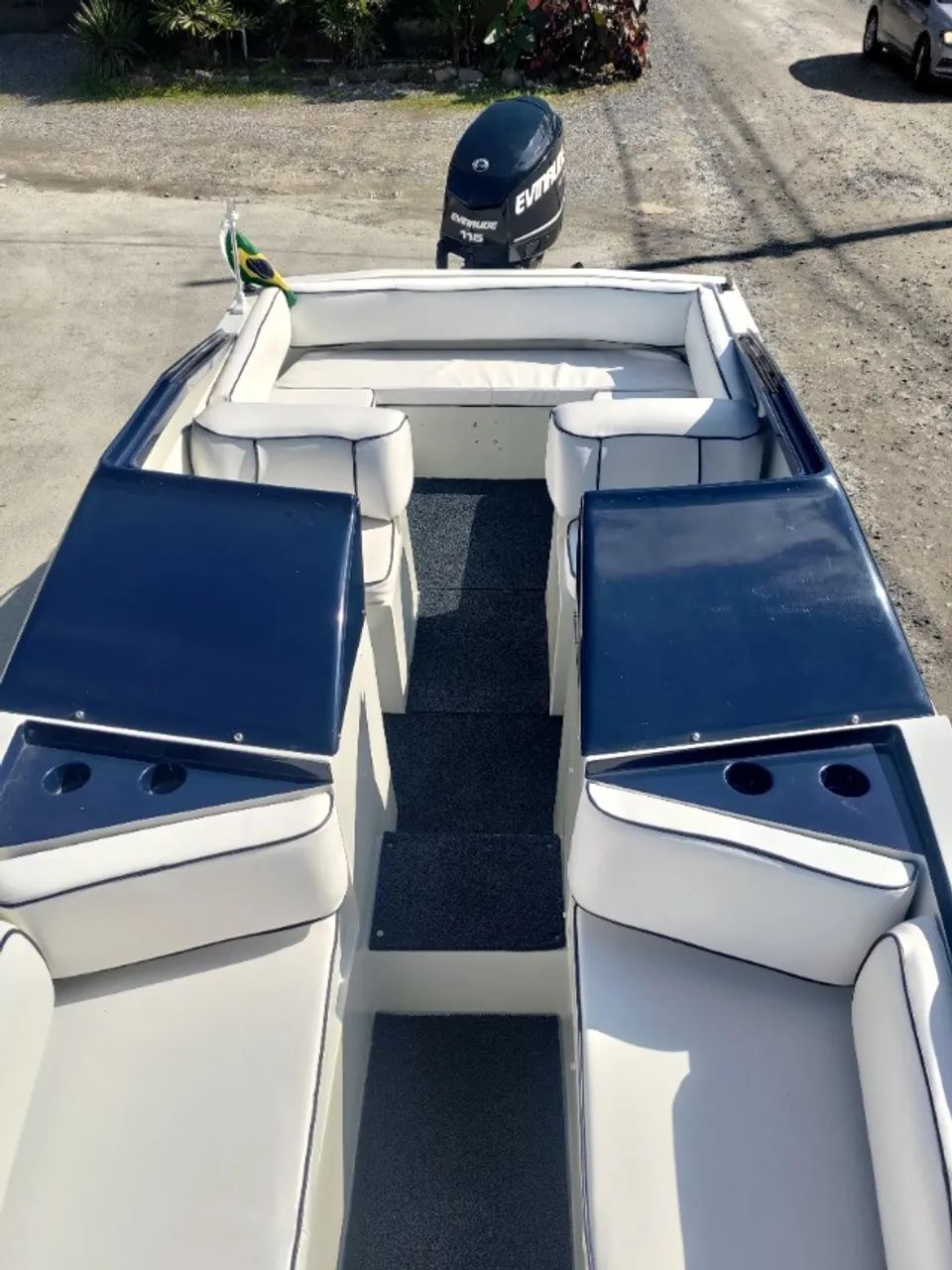 Lancha 19ft - Motor Evinrude E-Tec 115HP - Foto 2