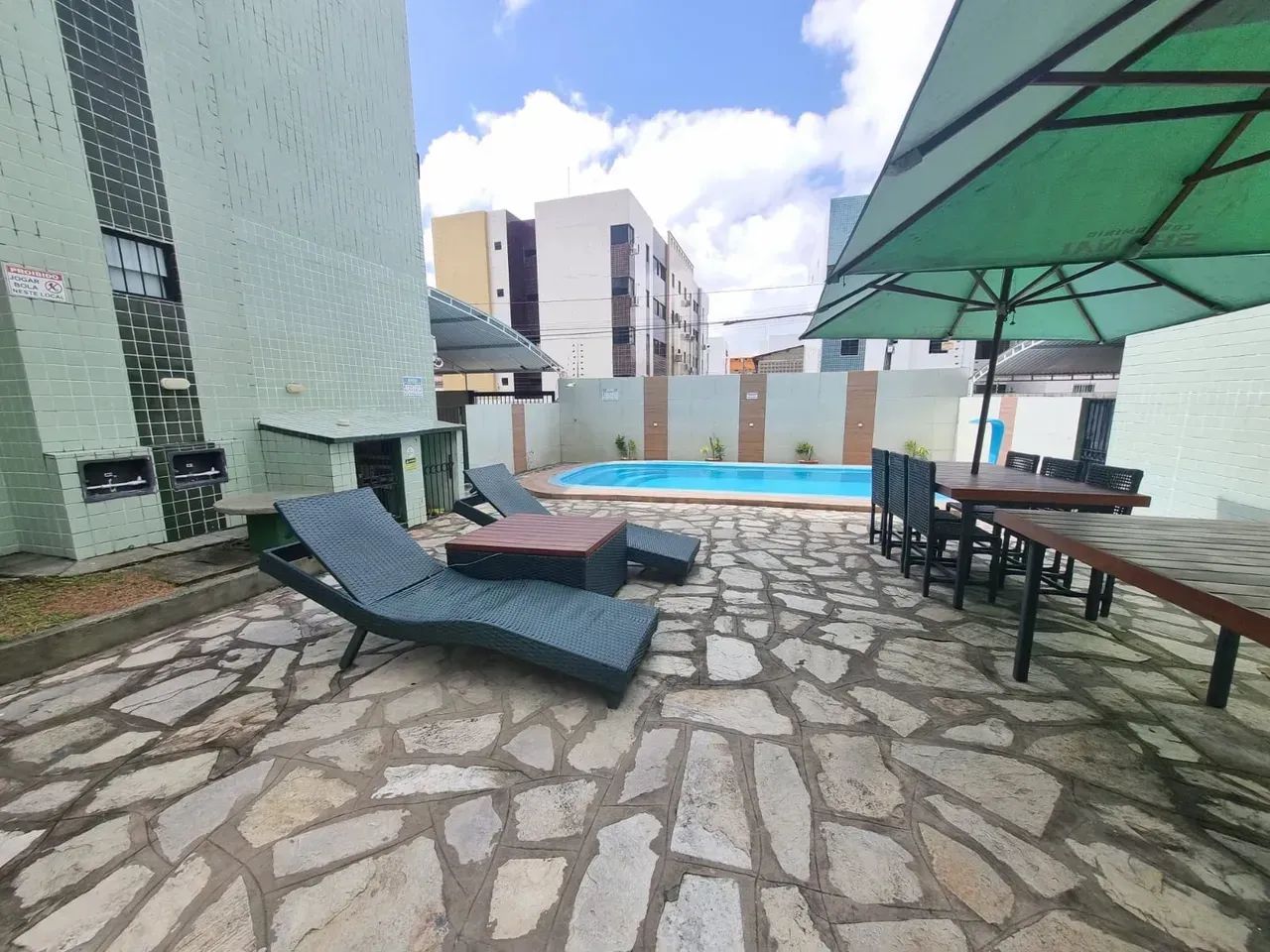 ALUGO APARTAMENTO COM 3 QUARTOS - MOBILIADO - COM PISCINA - Foto 2