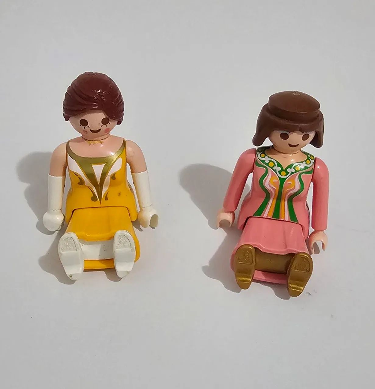 bonecas playmobil vintage vestido amarelo e rosa - Foto 4