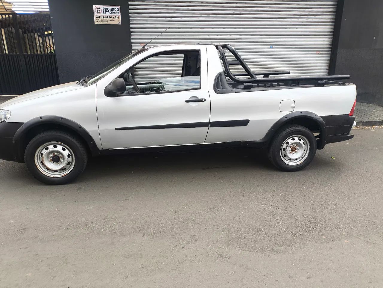 Fiat Strada 1.4 MPI Fire Flex 8V CS 2012