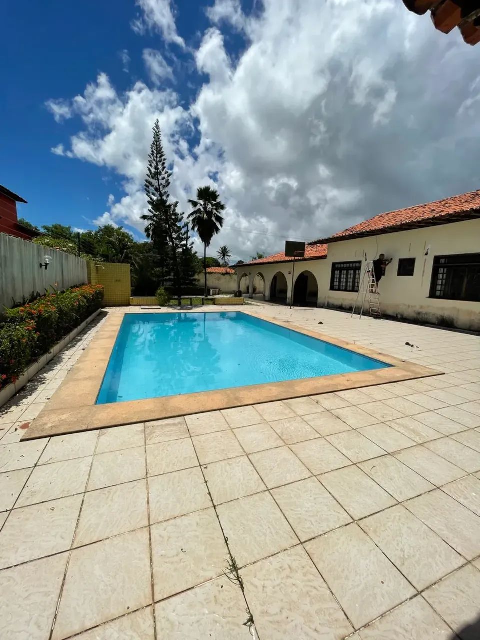 Casa no Olho DÁgua/ 04 suítes / área de lazer/ ampla área verde / circuito de câmeras/ lad 2
