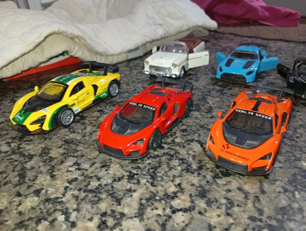 Carrinho de brinquedo  - Foto 4