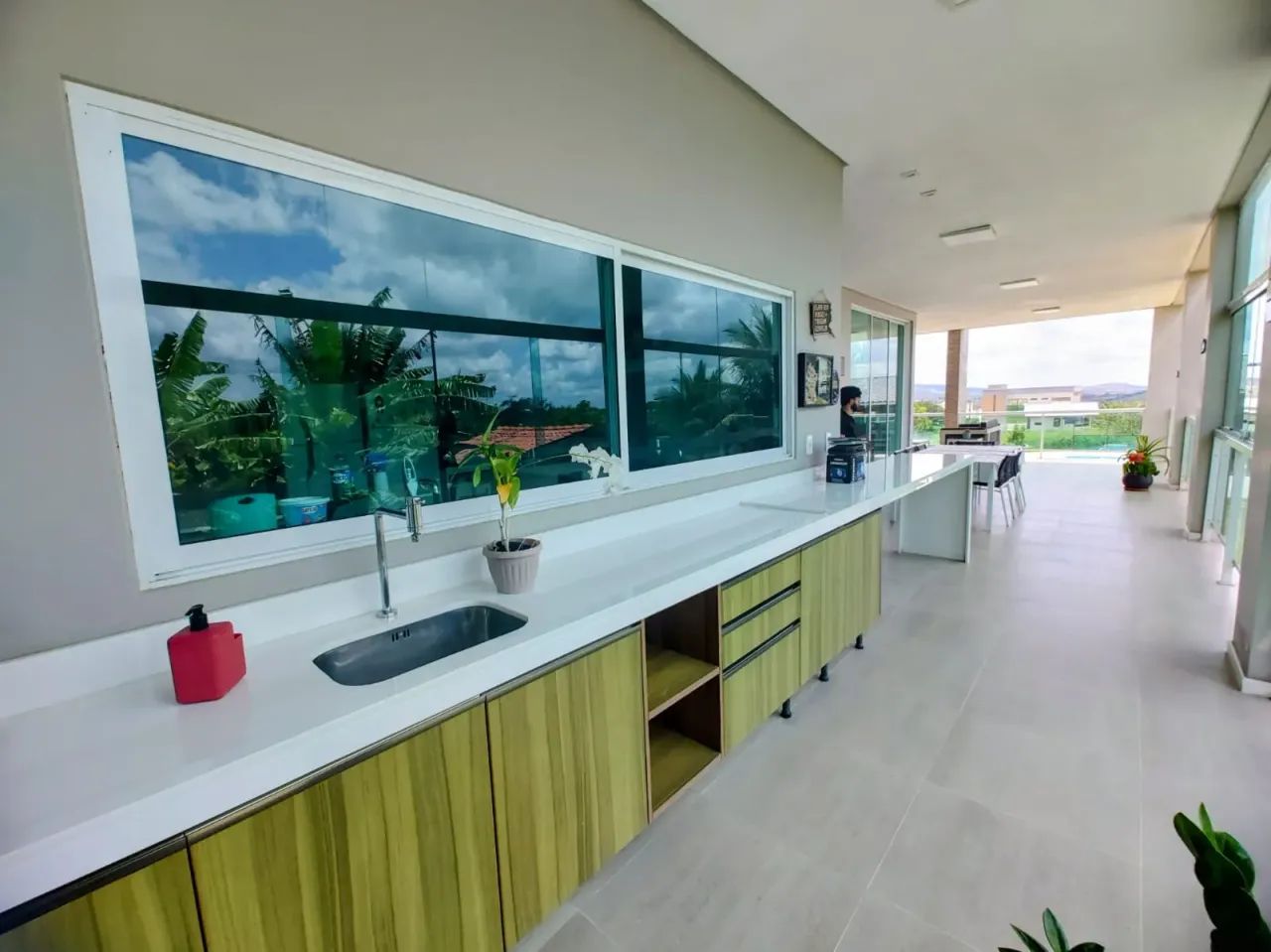 CASA COM ÁREA DE 5 MIL,M², E USINA SOLAR A VENDA - Foto 4