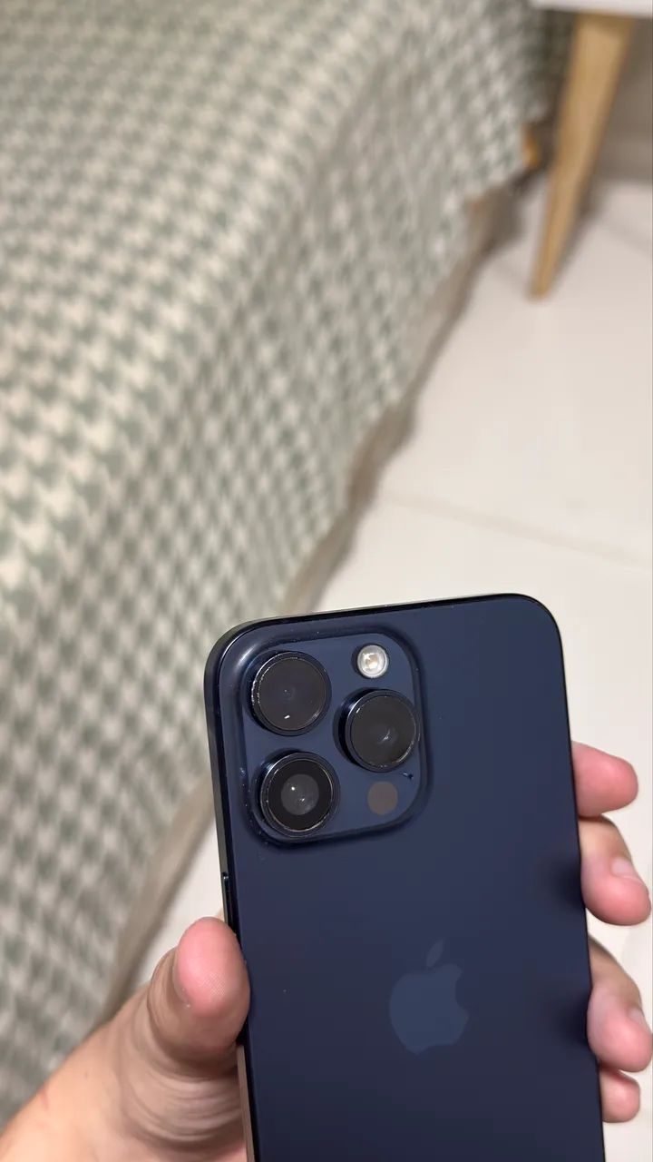 iPhone 15 Pro Max 256 GB - Azul - Foto 3