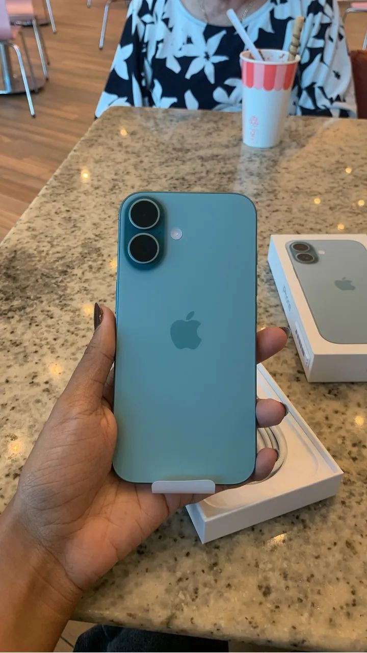 iphone 16 128 GB 