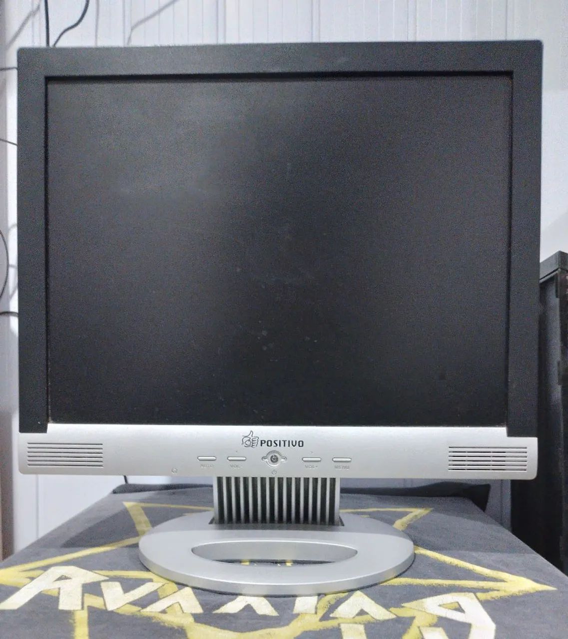 Monitor LCD PC 15" Positivo 