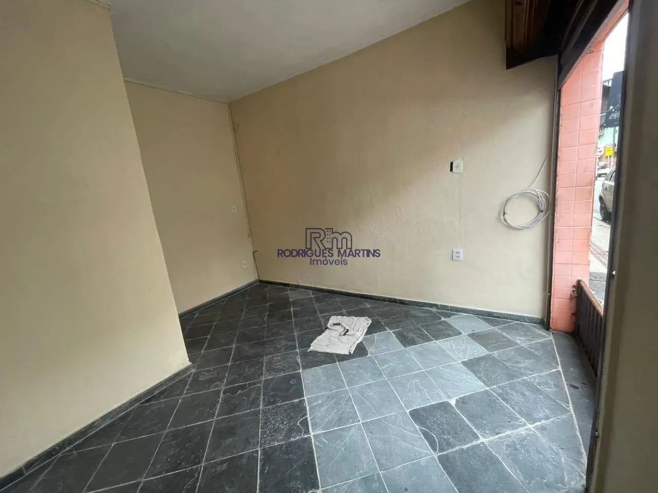 ALUGUEL LOJA 40M² APARECIDA