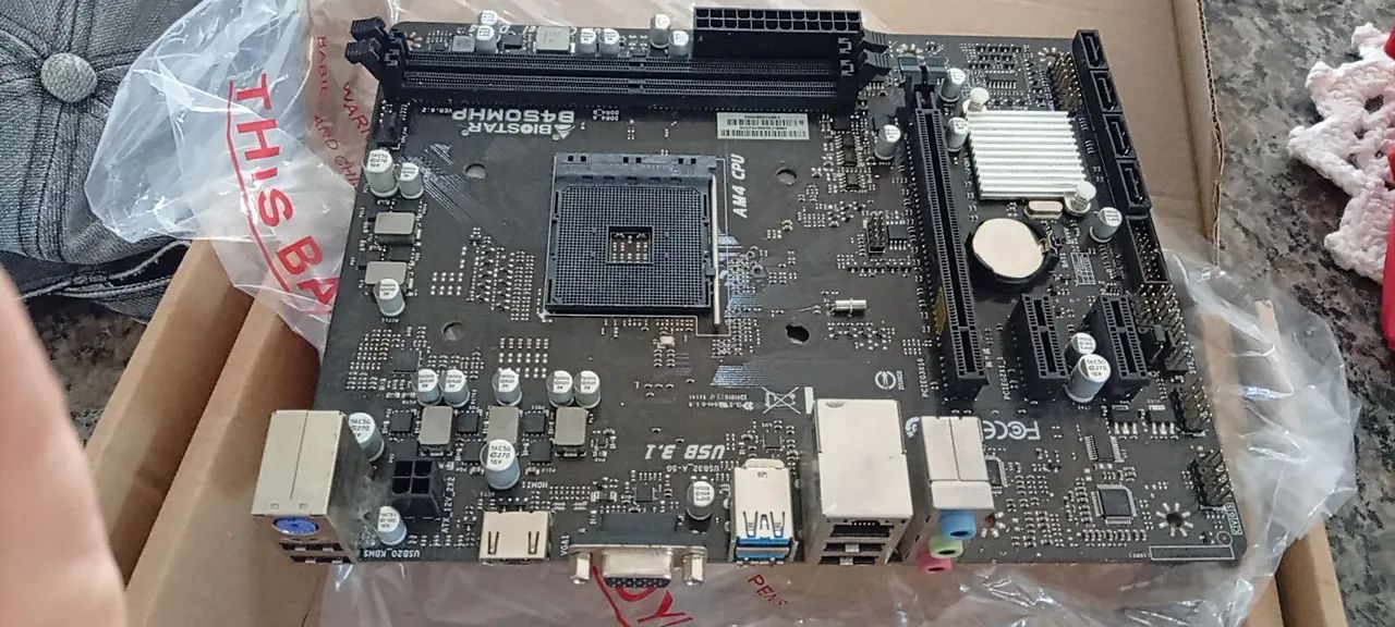 Placa mãe AM4 B450MHP Biostar