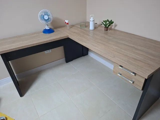 Mesa Escritório em L