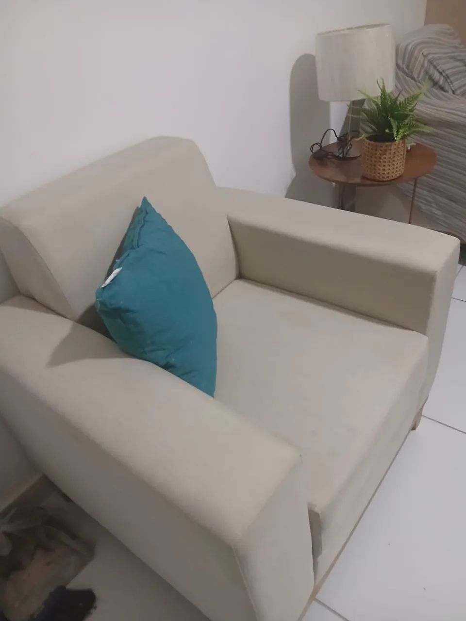 Vendo  2 cadeira de apoio 