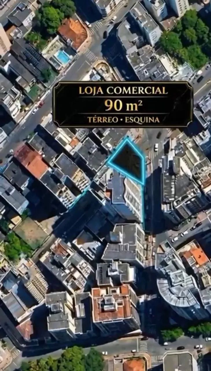 Loja com 135 mts quadrados esquina centro de Guarapari.