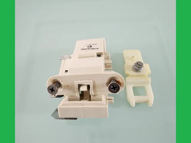 Trava e trinco da porta originais lava louças Electrolux LE09B / LE09X / LE12B / LE12X - Foto 6