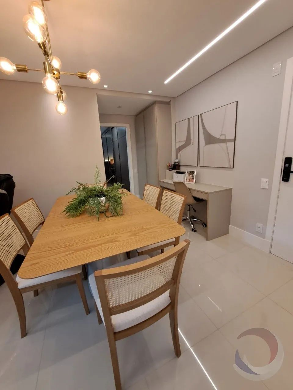 Apartamento de 101m² com 2 suítes na Agronômica - Foto 5