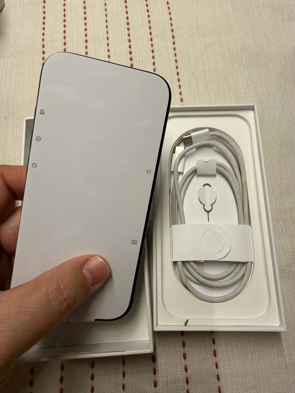iPhone 16 Pro - 512g - Cinza Espacial - Foto 2
