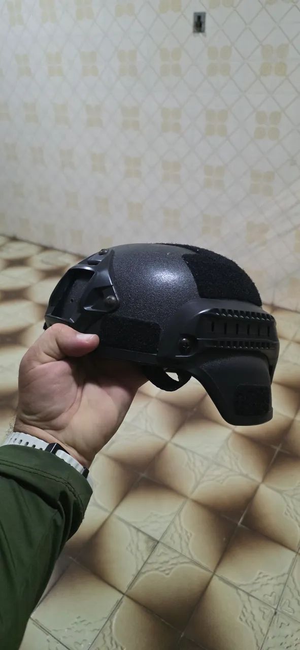 Capacete combat